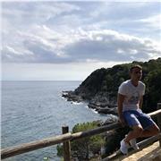 Graduado en magisterio de educación primaria da clases particulares de lengua castellana, lengua vasca y matematicas a niños